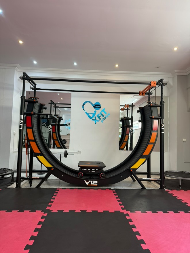 Aparelho V12 da XFIT Pilates